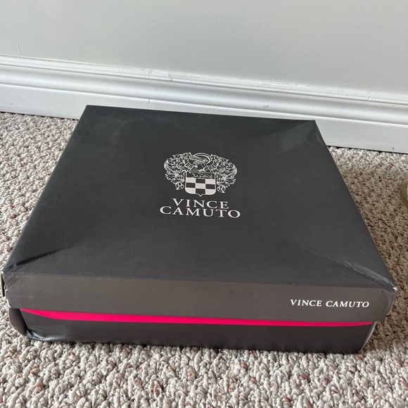 Vince Camuto Burgundy/ Wine Leather Boots - Picture 6 of 10